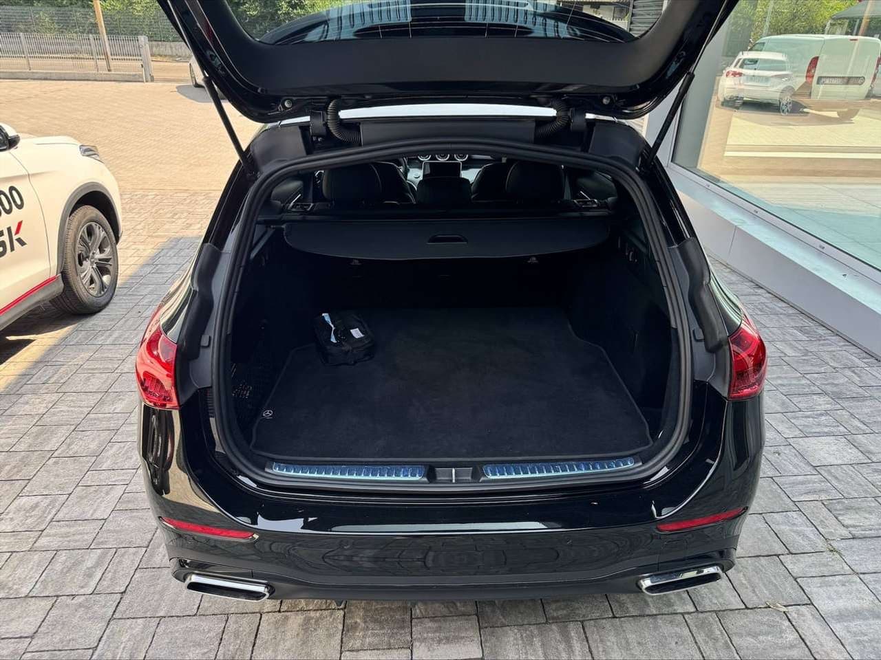 Mercedes-Benz C 180: foto 6 di 6