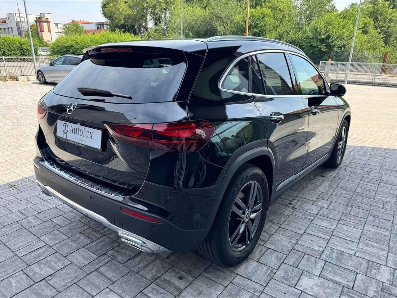 Mercedes-Benz GLA 200: foto 3 di 6