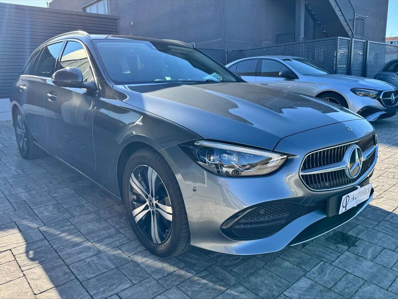 Mercedes-Benz C 200: foto 4 di 6