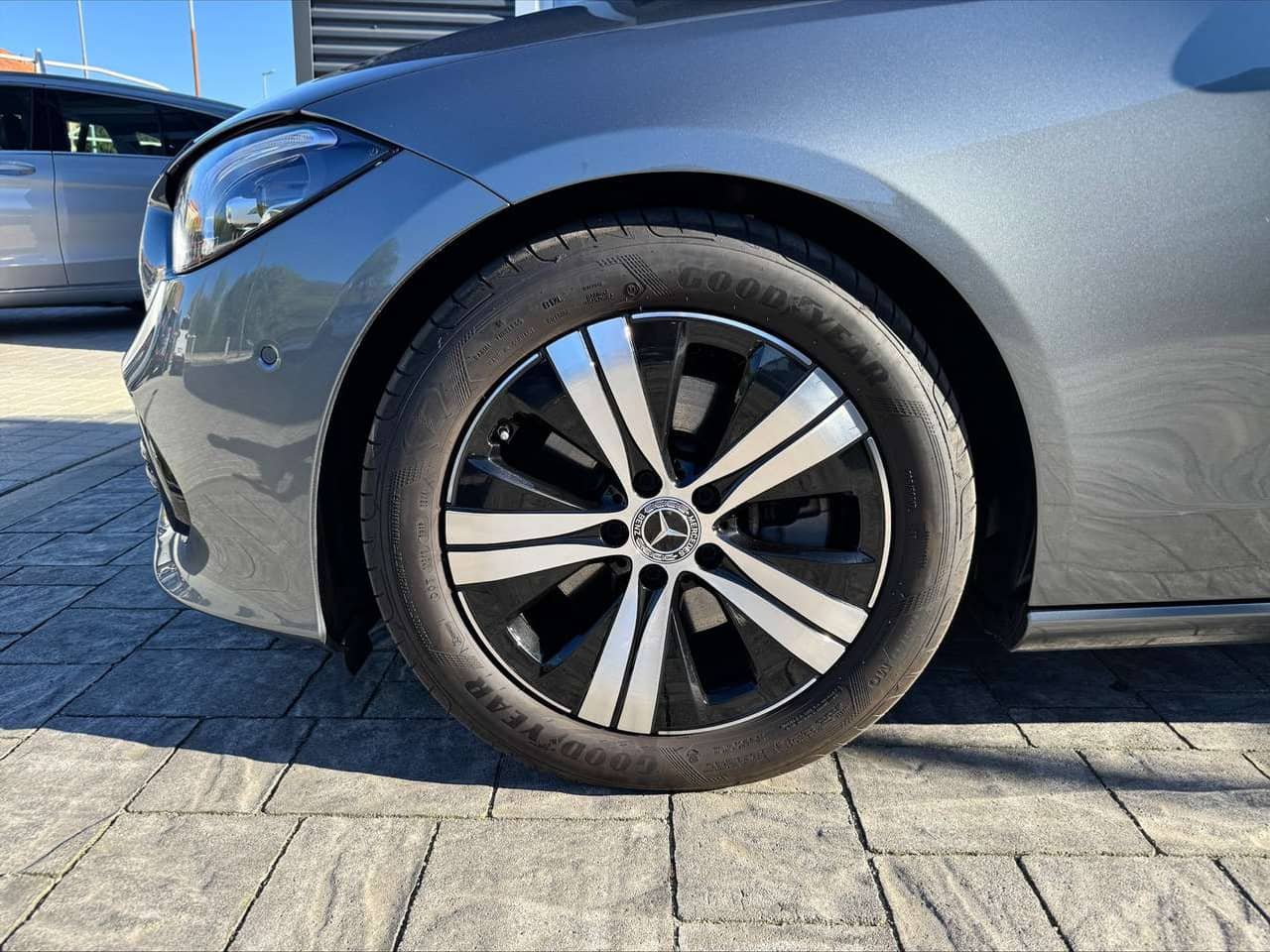 Mercedes-Benz C 200: foto 6 di 6
