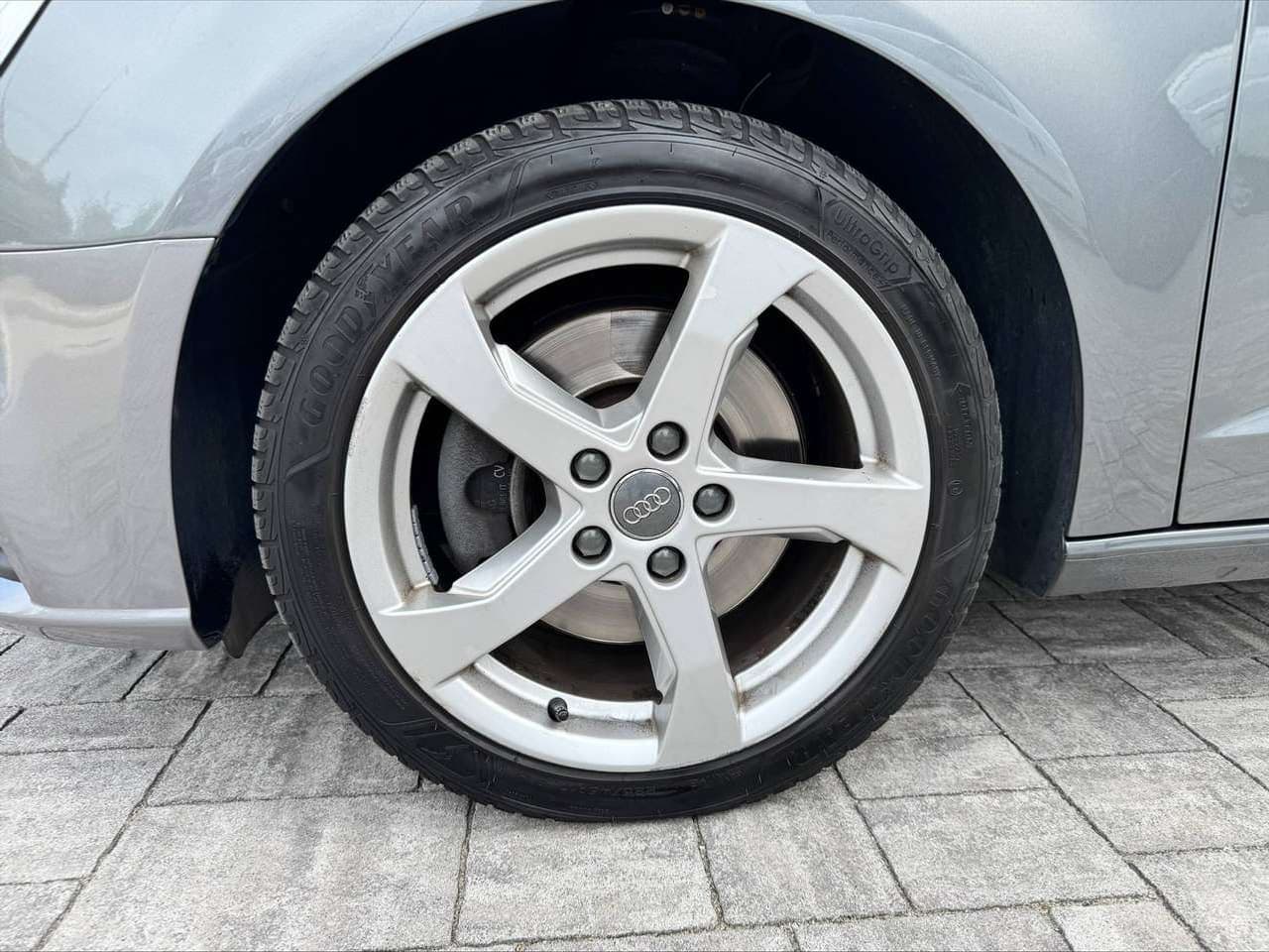 Audi A3: foto 5 di 6
