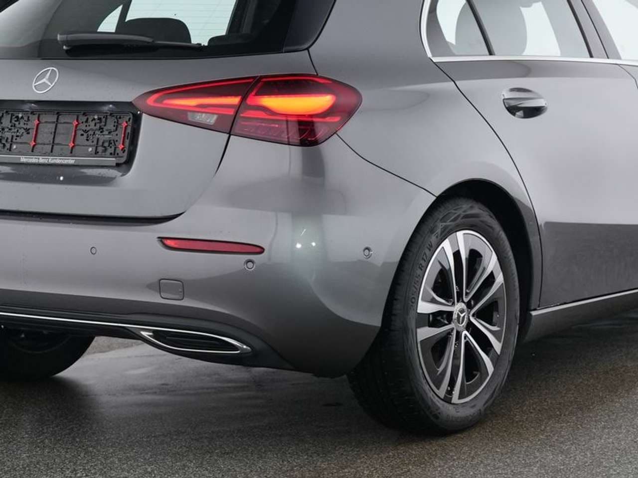 Mercedes-Benz A 180: foto 4 di 6
