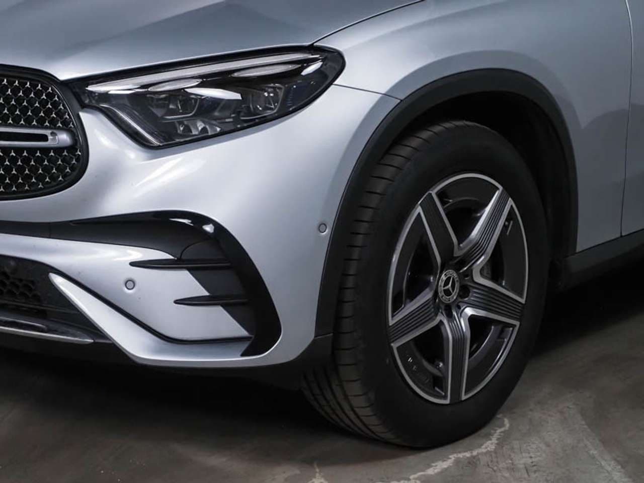 Mercedes-Benz GLC 220: foto 2 di 6