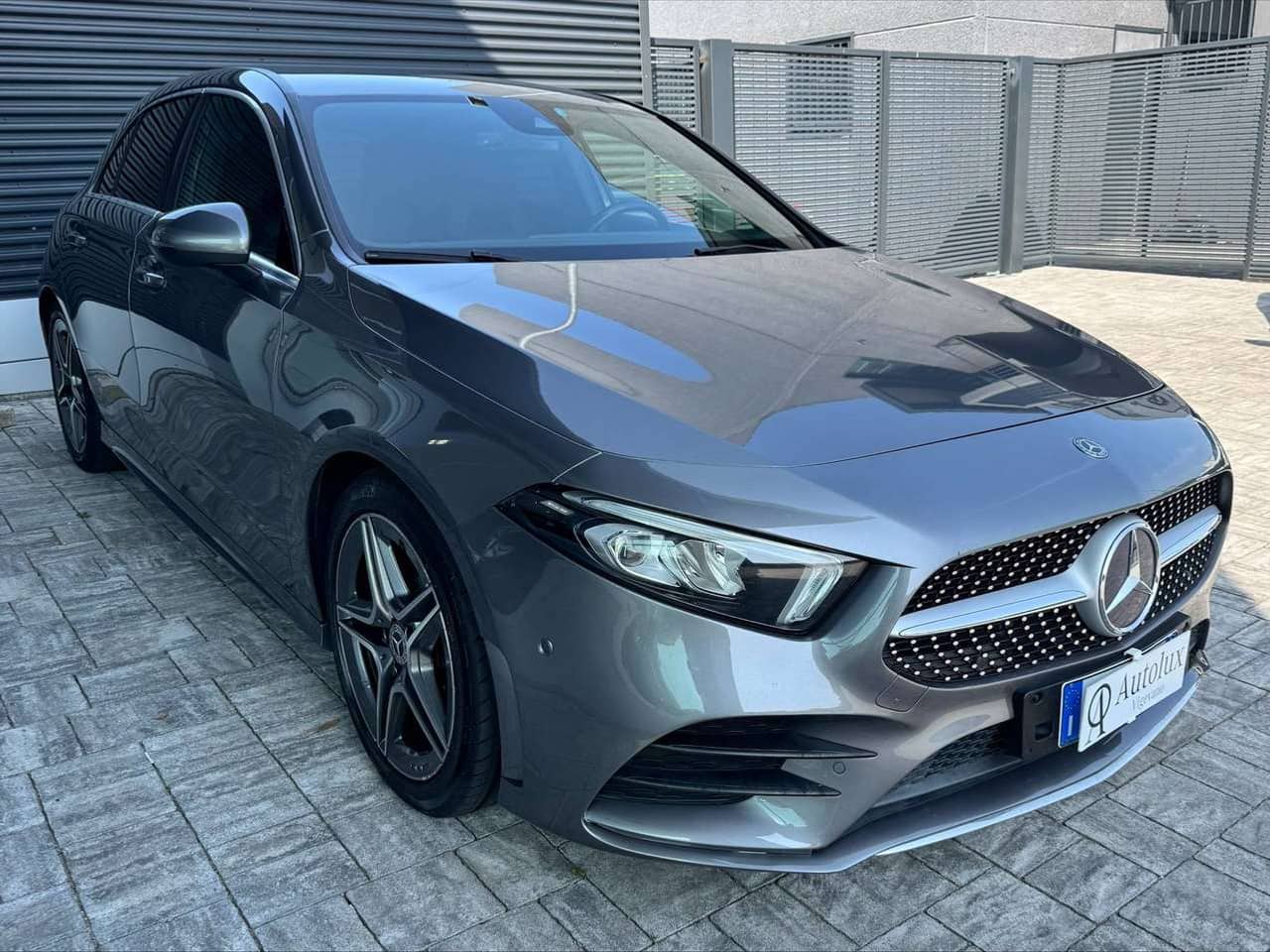 Mercedes-Benz A 180: foto 4 di 6