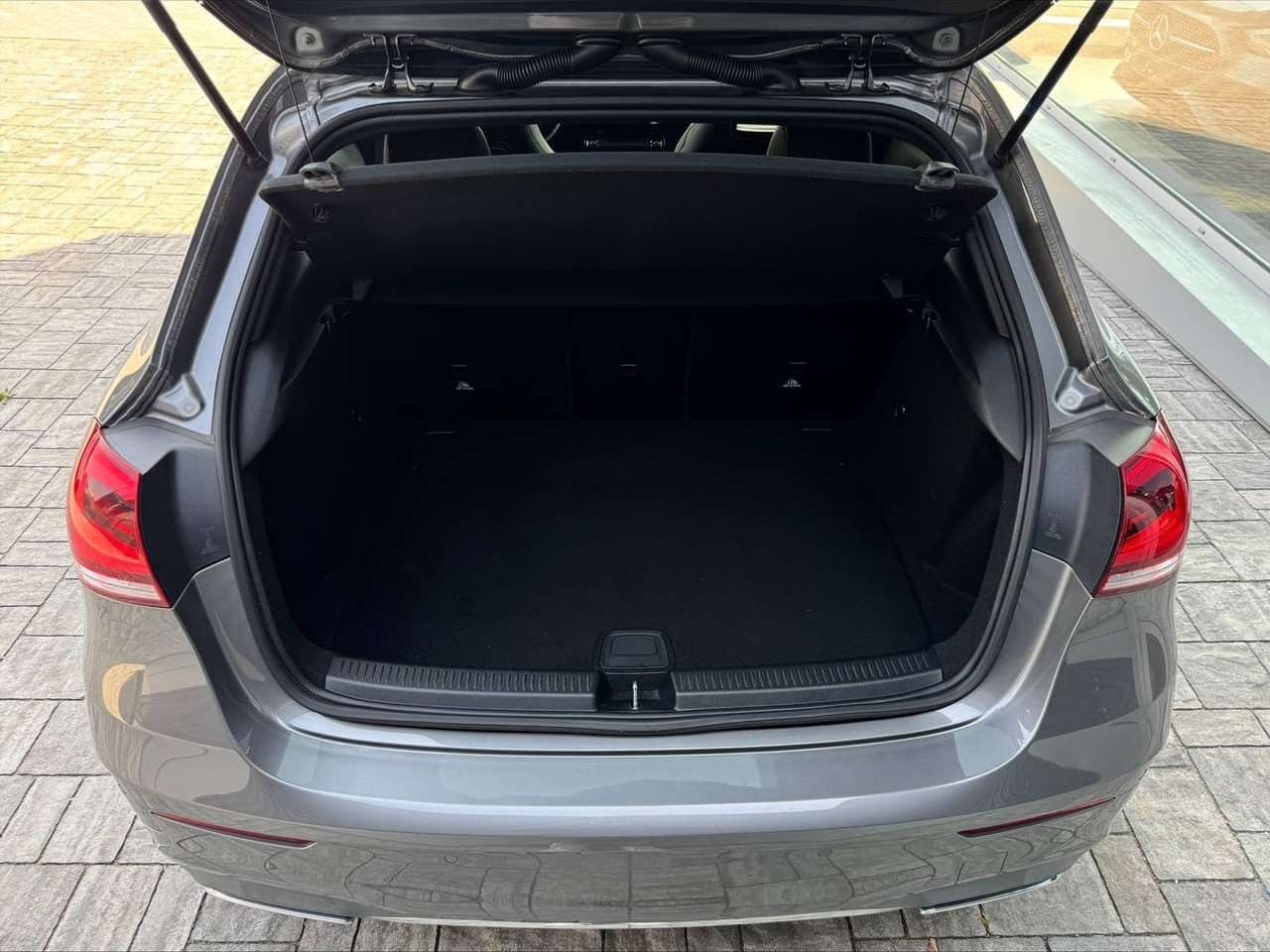 Mercedes-Benz A 180: foto 6 di 6