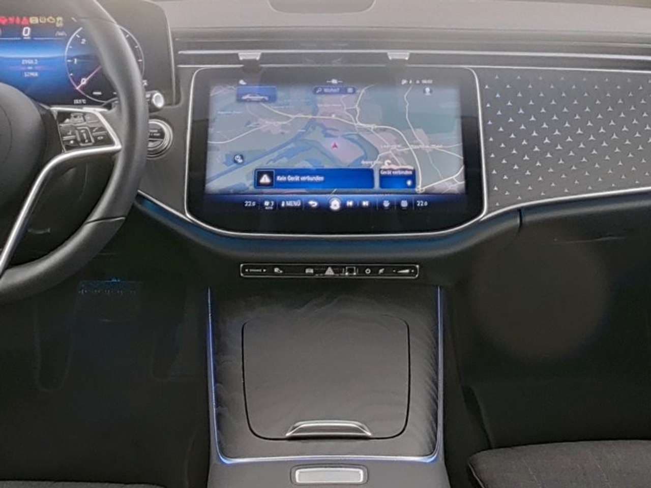 Mercedes-Benz E 220: foto 4 di 6
