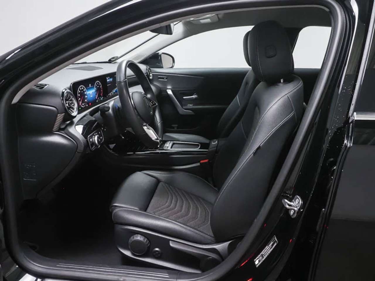 Mercedes-Benz A 200: foto 5 di 6
