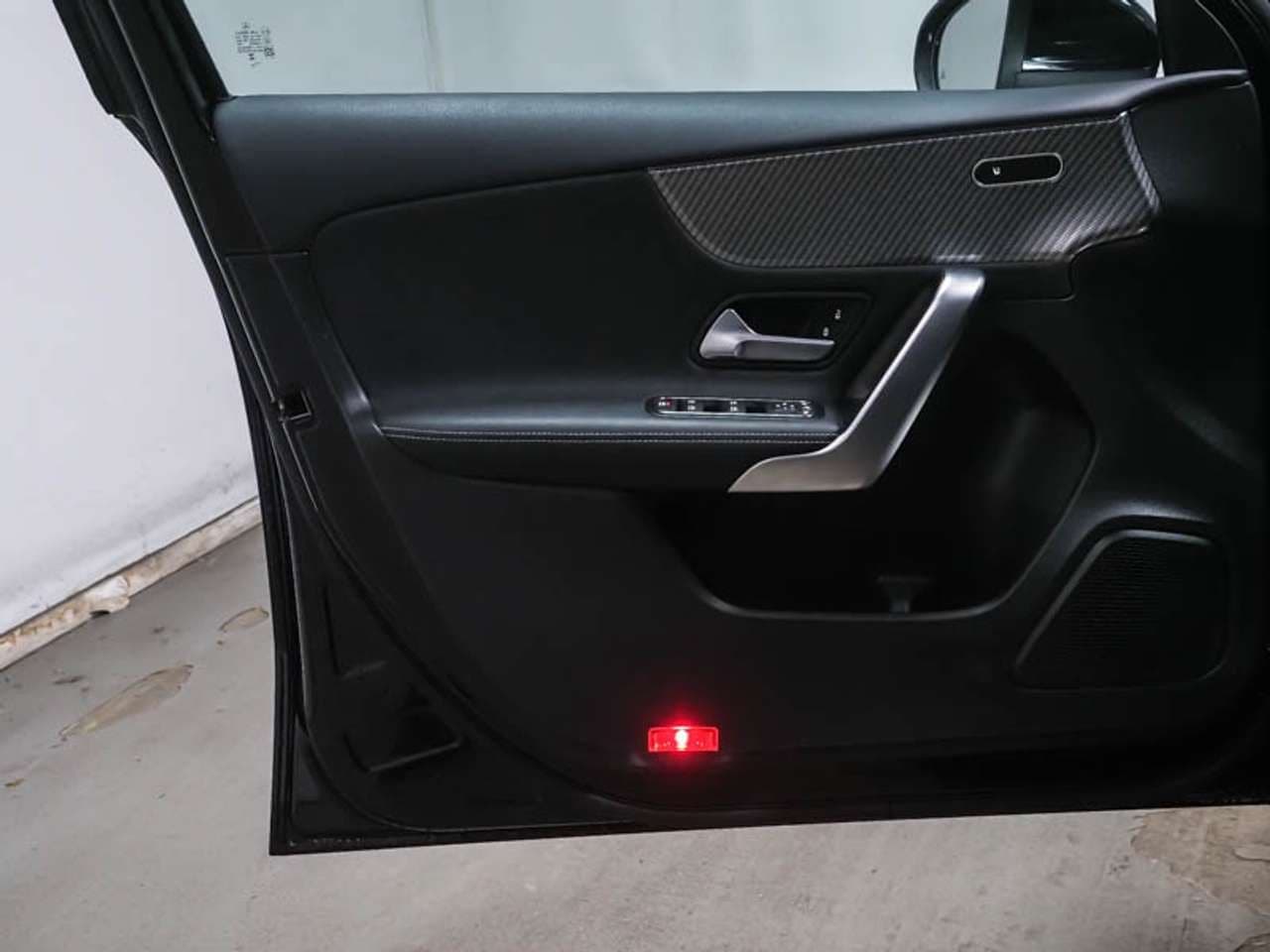 Mercedes-Benz A 200: foto 6 di 6