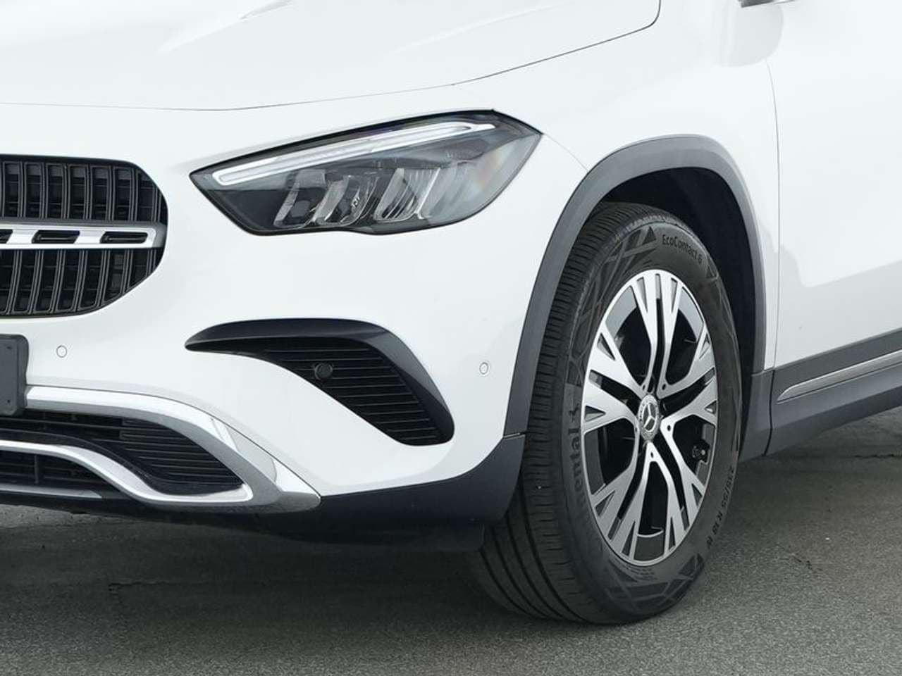 Mercedes-Benz GLA 200: foto 2 di 6