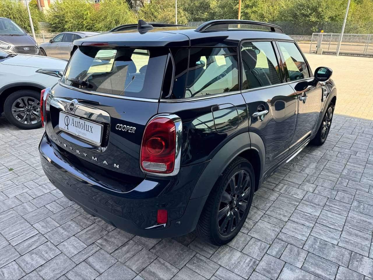 MINI Cooper Countryman: foto 3 di 6
