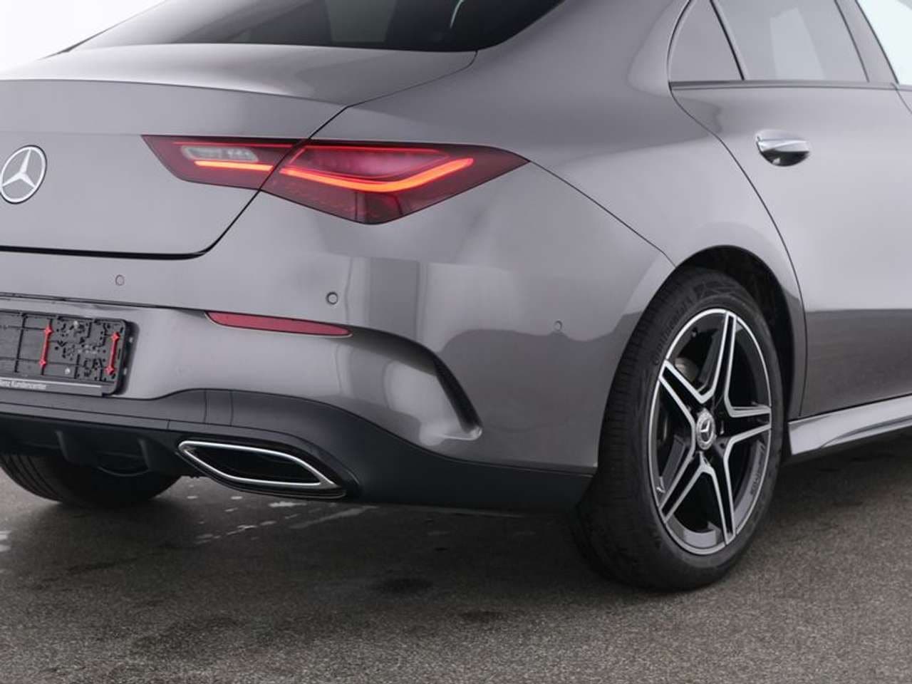 Mercedes-Benz CLA 200: foto 4 di 6