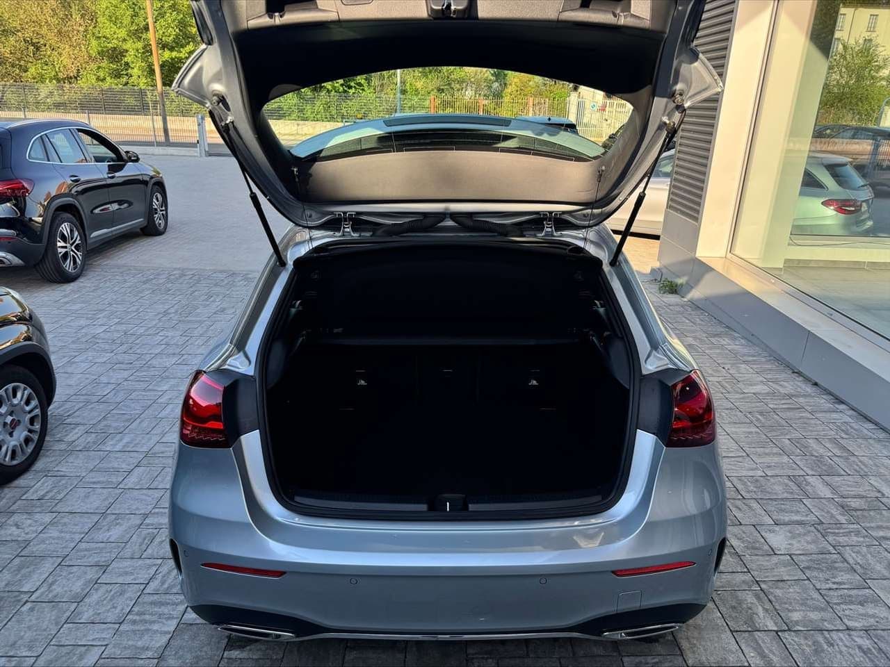 Mercedes-Benz A 180: foto 6 di 6
