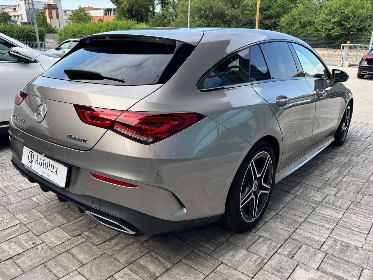 Mercedes-Benz CLA 200: foto 3 di 6