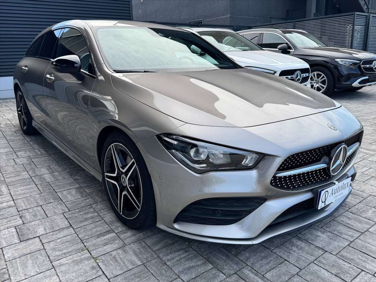 Mercedes-Benz CLA 200: foto 4 di 6