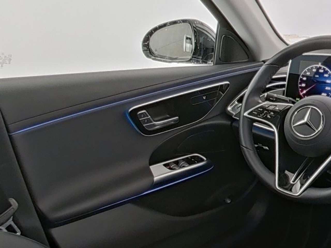 Mercedes-Benz E 220: foto 5 di 6