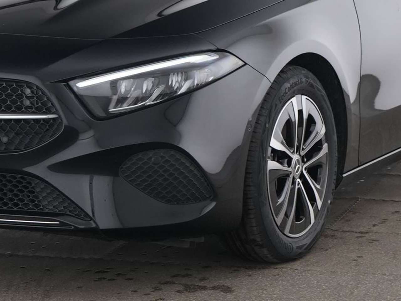 Mercedes-Benz A 200: foto 2 di 6