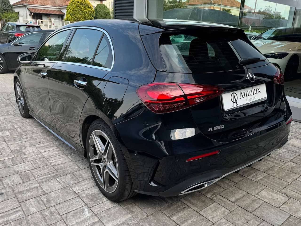 Mercedes-Benz A 180: foto 2 di 6