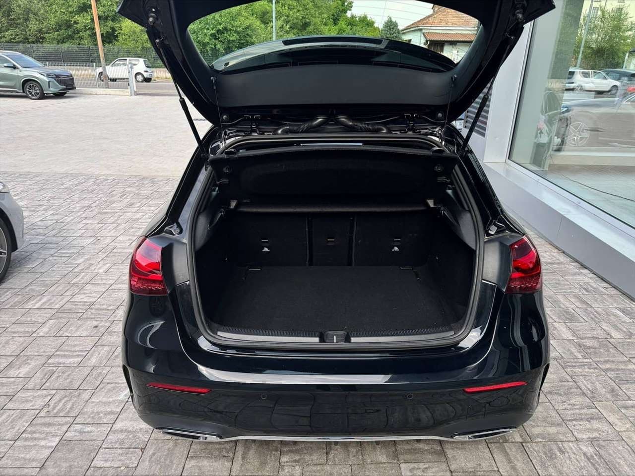 Mercedes-Benz A 180: foto 6 di 6