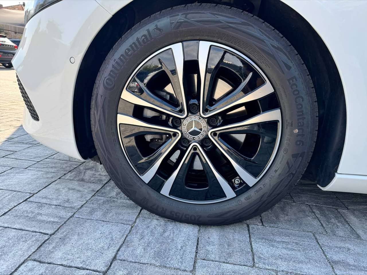 Mercedes-Benz A 200: foto 5 di 6