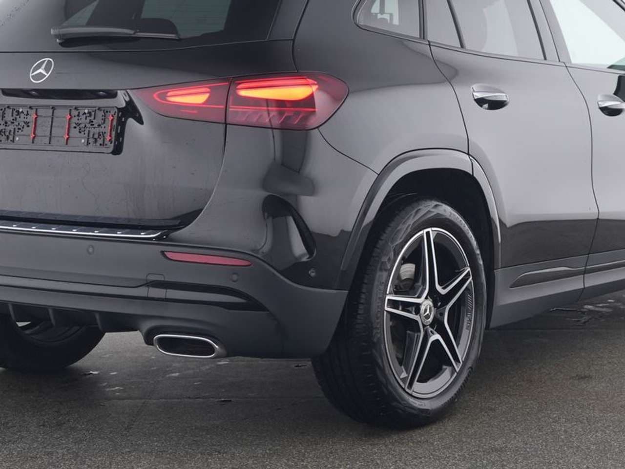 Mercedes-Benz GLA 180: foto 3 di 6
