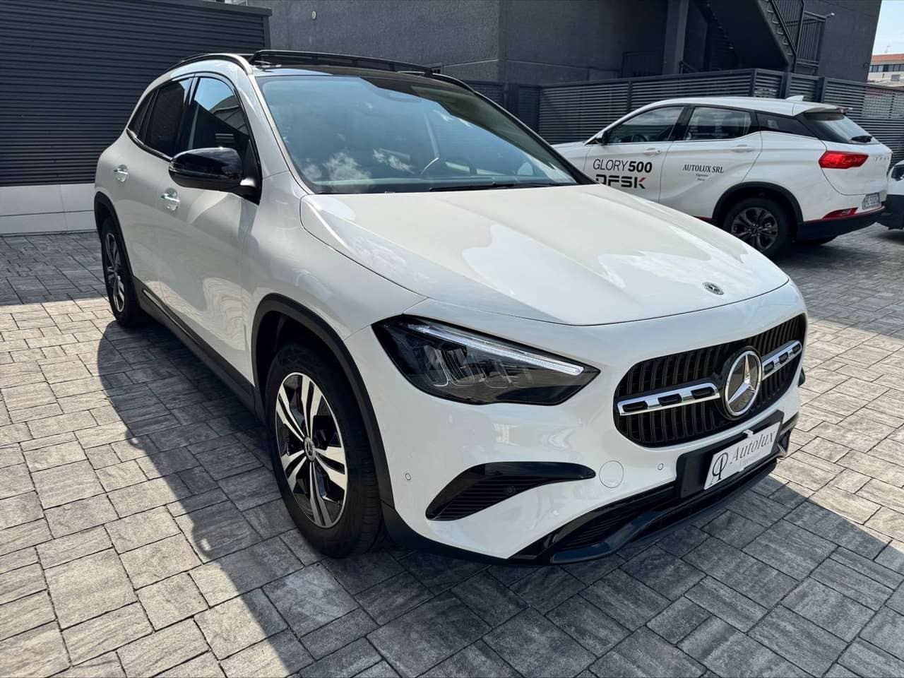 Mercedes-Benz GLA 180: foto 4 di 6